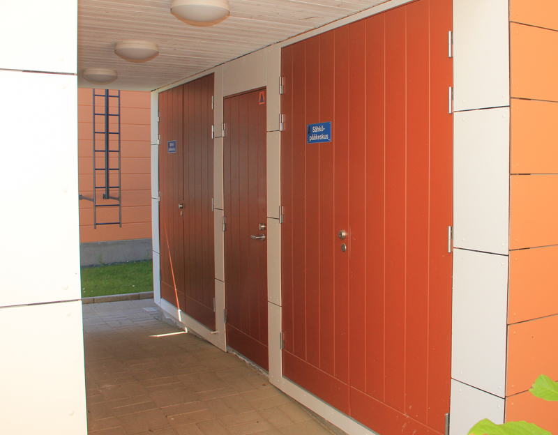 Choose a double door to garage, storage room or balcony